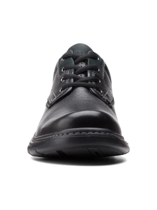 Mens Clarks Brawleypace Oxfords in Black Leather. 26151781